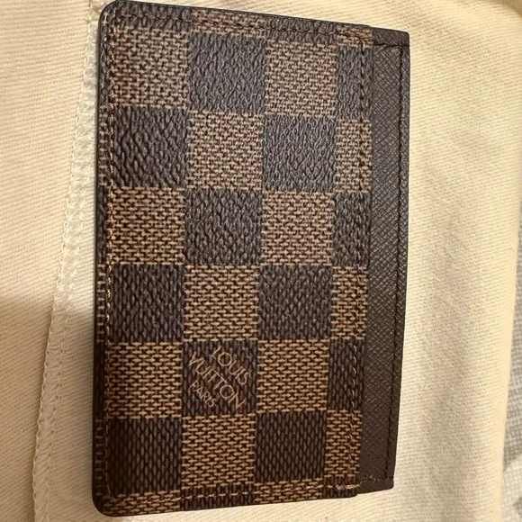 Authentic Louis Vuitton Damier Ebene Card Holder - Picture 15 of 16